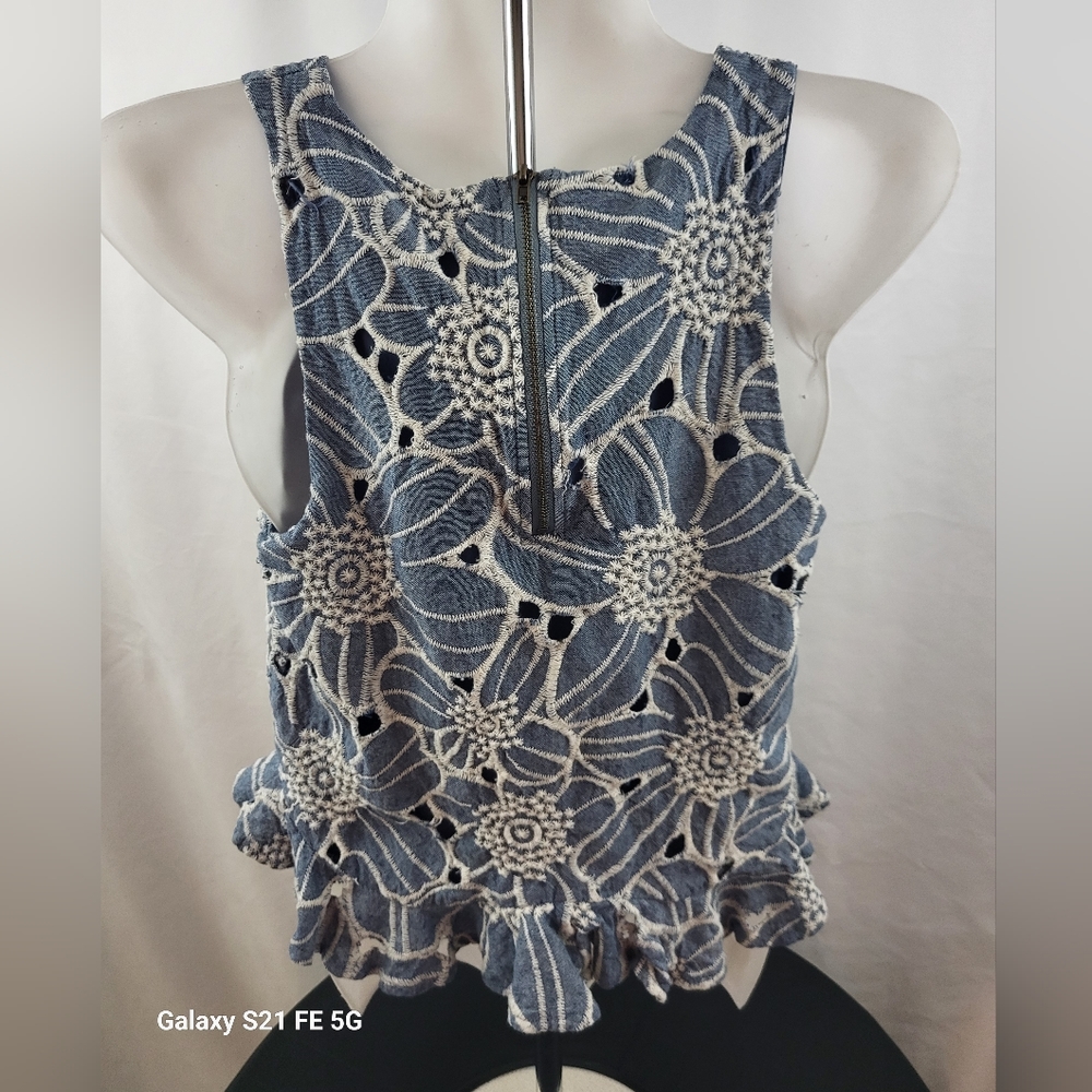 Cute Denim & Embroidered Ruffle Crop Top Size XS - Picture 3 of 4